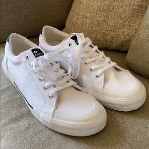 Men’s White Sperry Shoes